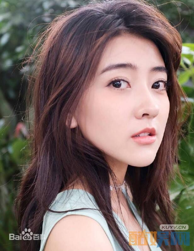 梁洁个人写真