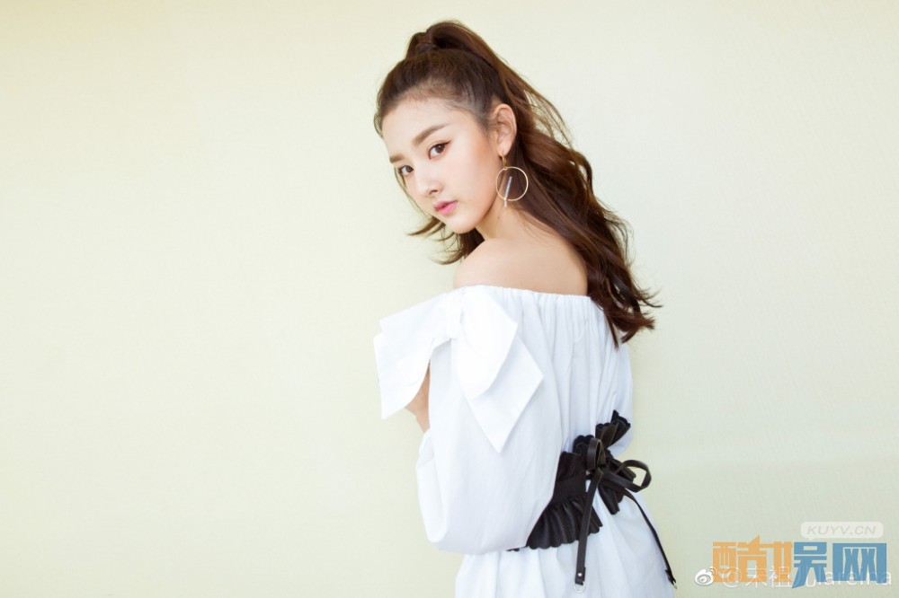 我们的少年时代里面班长是谁扮演的，班长扮演者宋祖儿个人资料、写真、生活照片欣赏