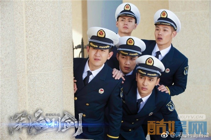 赵宝刚首部军事题材电视剧深海利剑曝光剧照 韩宇辰被爆成为拍摄现场的段子王