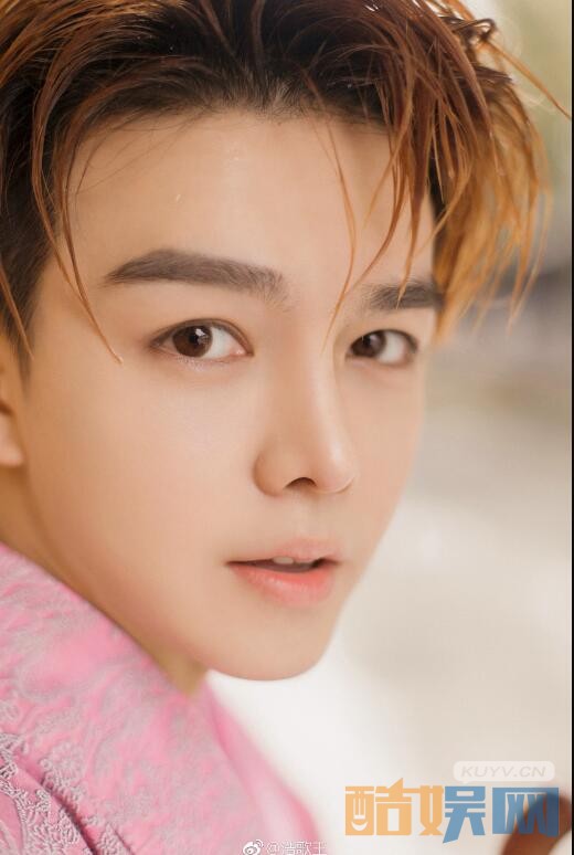 双世宠妃十四皇子墨靖轩是谁扮演的 双世宠妃墨靖轩扮演者王浩歌个人资料、写真、生活照欣赏