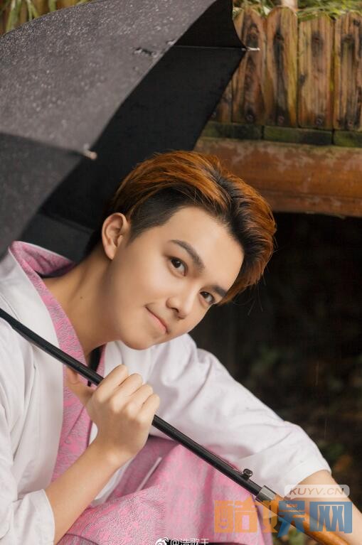 双世宠妃十四皇子墨靖轩是谁扮演的 双世宠妃墨靖轩扮演者王浩歌个人资料、写真、生活照欣赏