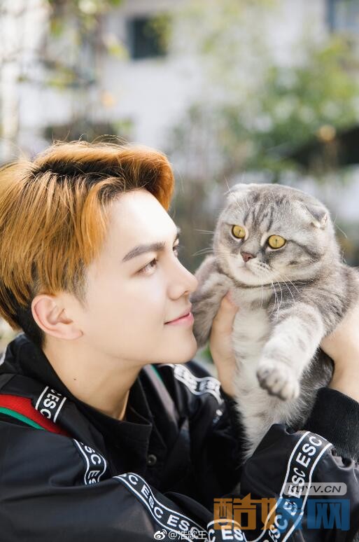 双世宠妃十四皇子墨靖轩是谁扮演的 双世宠妃墨靖轩扮演者王浩歌个人资料、写真、生活照欣赏