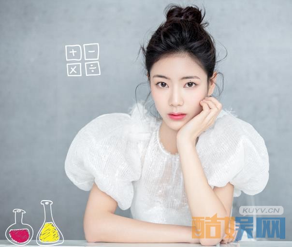 双世宠妃赵轻云是谁扮演的 赵轻云扮演者辛瑞琪个人资料、写真、生活图片欣赏