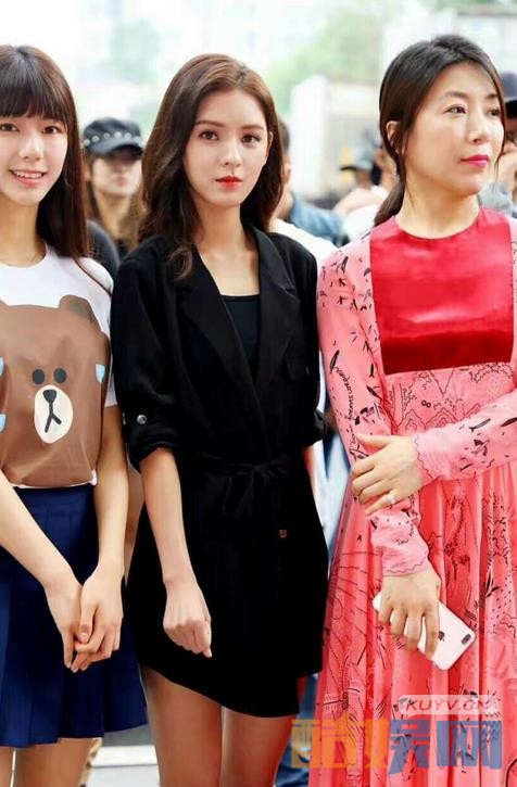 双世宠妃赵轻云是谁扮演的 赵轻云扮演者辛瑞琪个人资料、写真、生活图片欣赏
