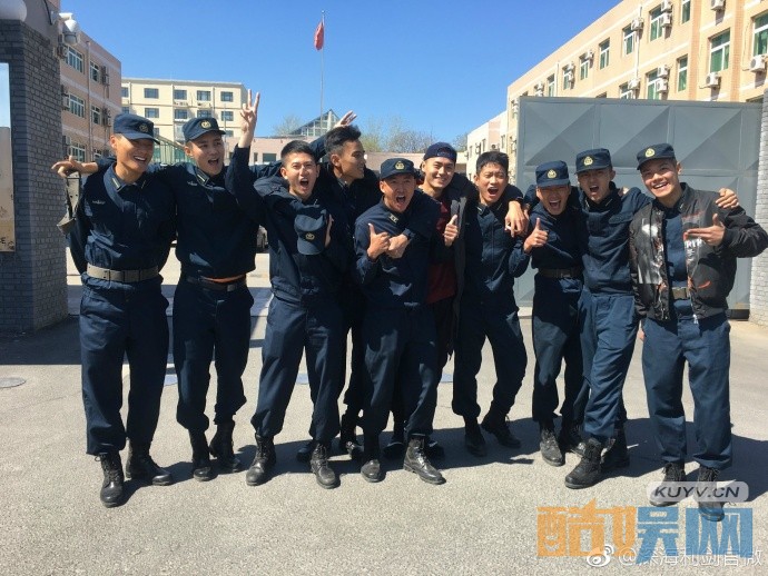 电视剧深海利剑记录90后潜艇兵驰骋大海守卫海疆