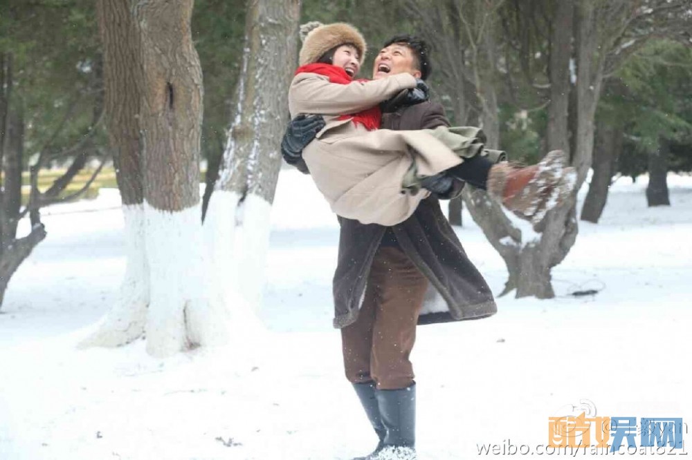 于毅《雪白血红》剧照写真