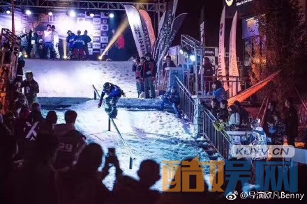  东山晴后雪片场照