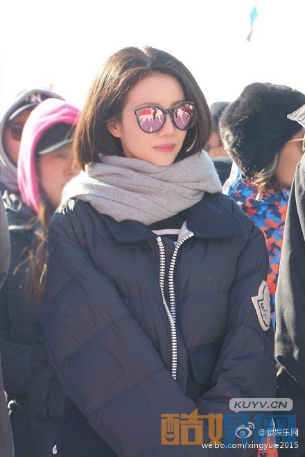  东山晴后雪片场照