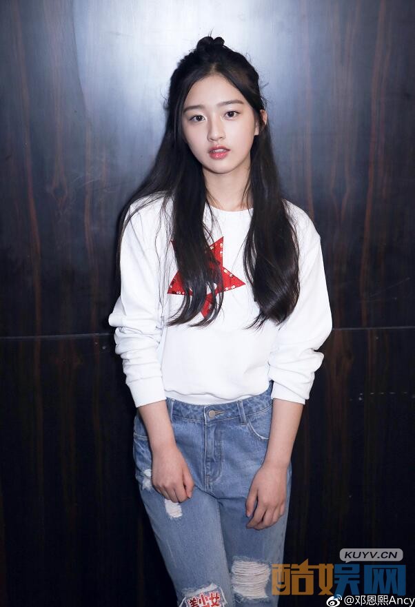 我们的少年时代邢珊珊是谁扮演的 邢珊珊扮演者邓恩熙个人资料、图片欣赏