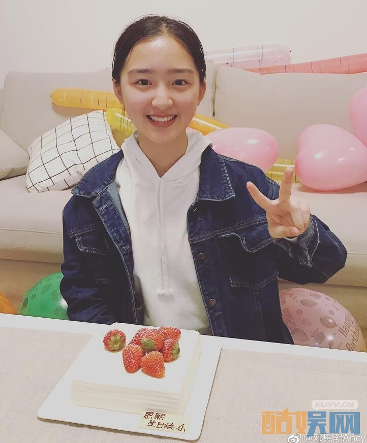 我们的少年时代邢珊珊是谁扮演的 邢珊珊扮演者邓恩熙个人资料、图片欣赏