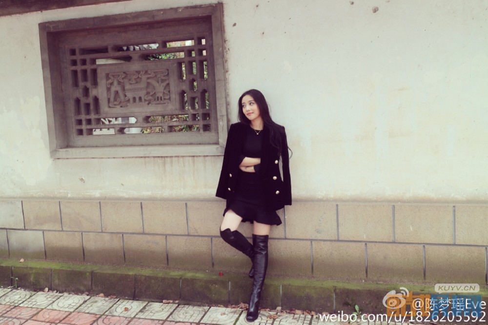 陈梦瑶时尚街拍写真