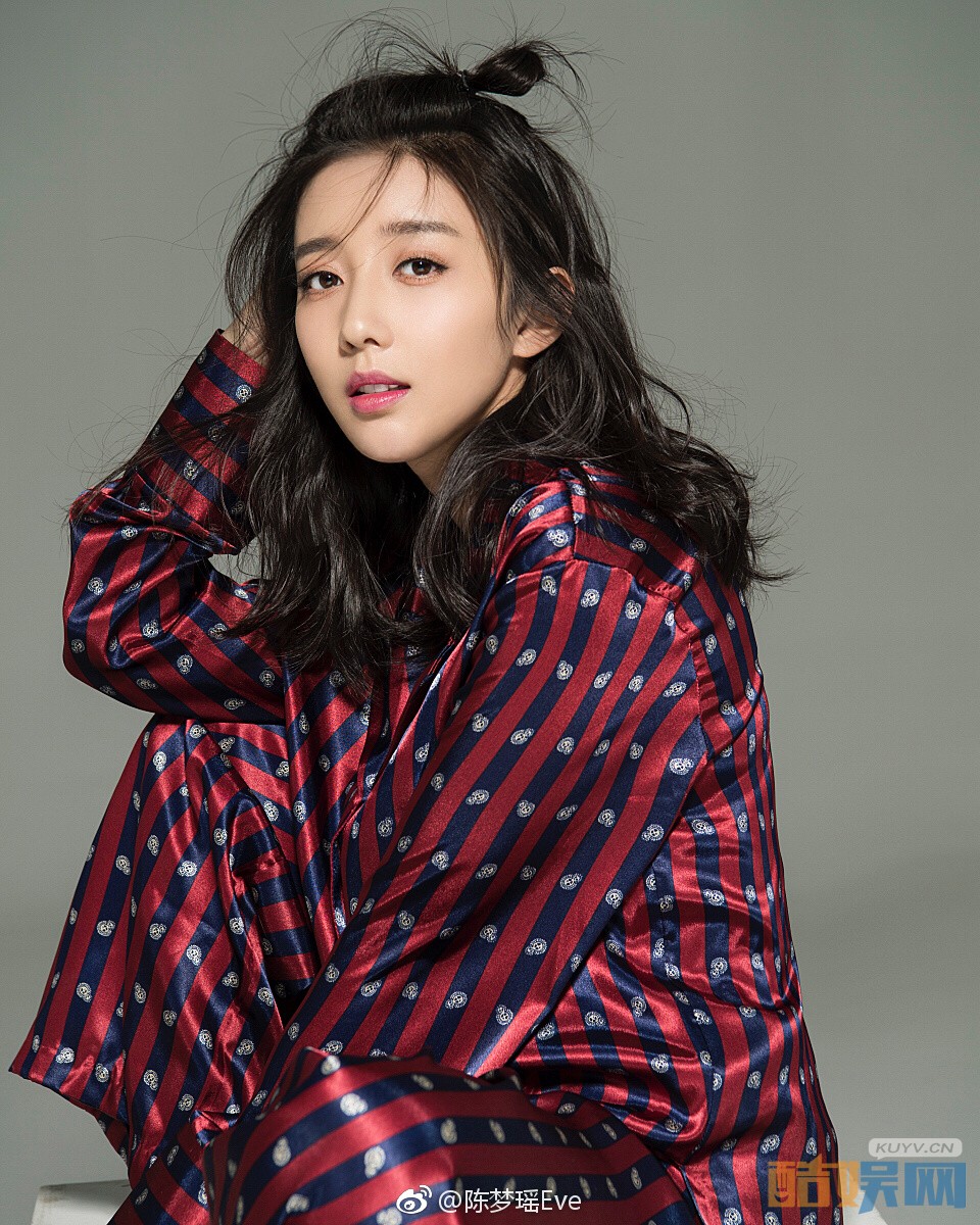 陈梦瑶俏丽写真