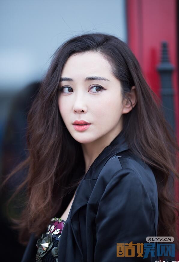 大话西游之爱你一万年春三十娘是谁扮演的？春三十娘扮演者杜若溪个人资料、图片赏析