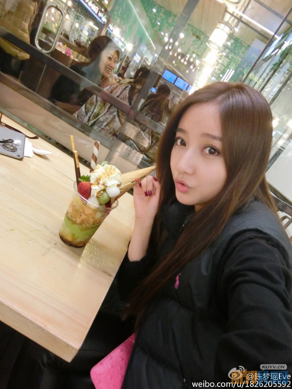 陈梦瑶微博配图写真