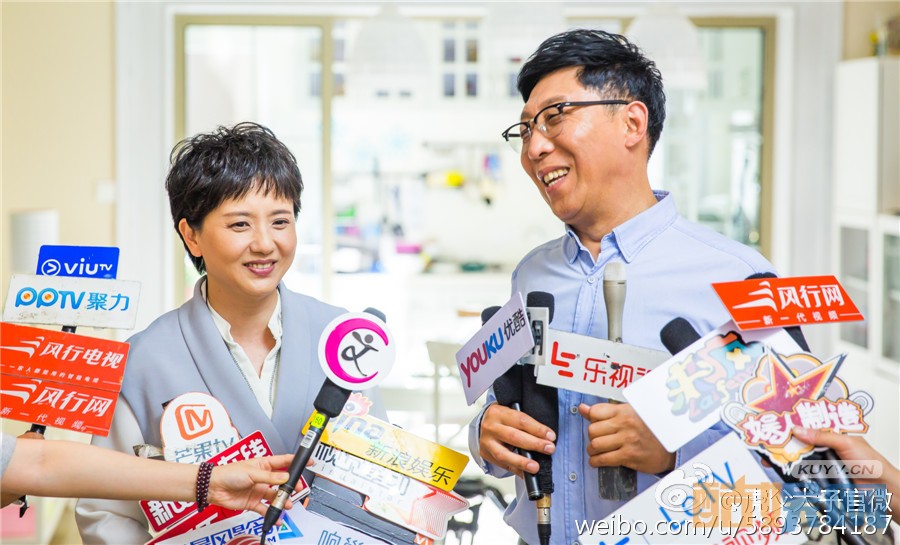 虎父犬子片场照