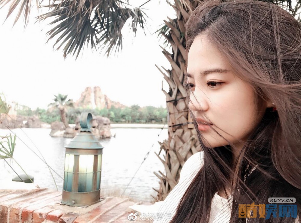 你好旧时光凌翔茜是谁演的？凌翔茜扮演者汤梦佳个人资料、图片赏析