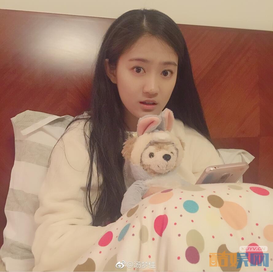 你好旧时光凌翔茜是谁演的？凌翔茜扮演者汤梦佳个人资料、图片赏析