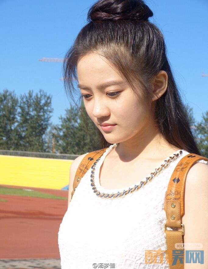 你好旧时光凌翔茜是谁演的？凌翔茜扮演者汤梦佳个人资料、图片赏析