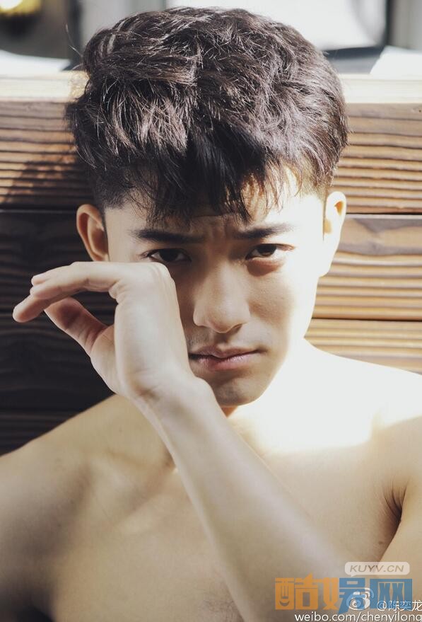 《春风十里不如你》小白是谁扮演的？小白扮演者陈奕龙个人资料、图片赏析