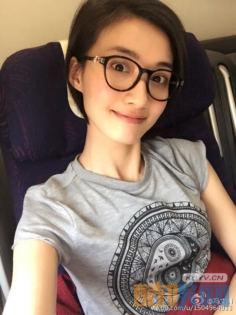 冯文娟生活照写真