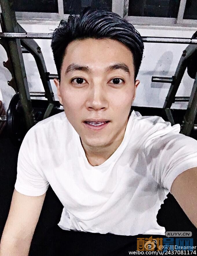 《盲约》赵德民医生是谁扮演的？赵德民扮演者宋晨个人资料、图片写真赏析