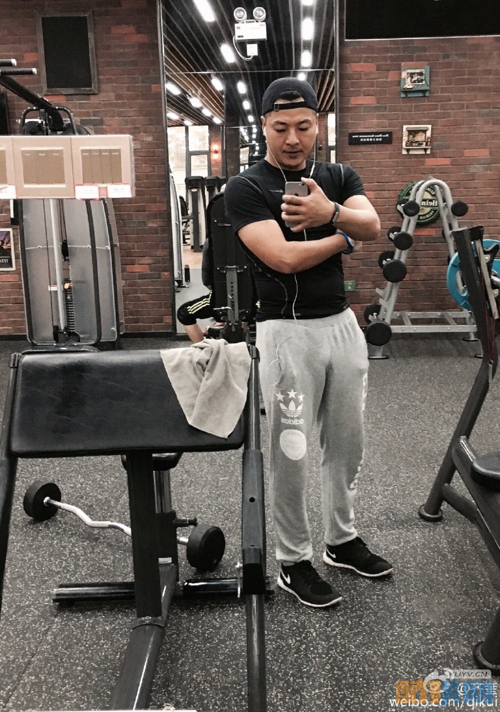 守卫者浮出水面钱守成是谁演的 守卫者浮出水面钱守成扮演者齐奎个人资料、写真、生活照欣赏