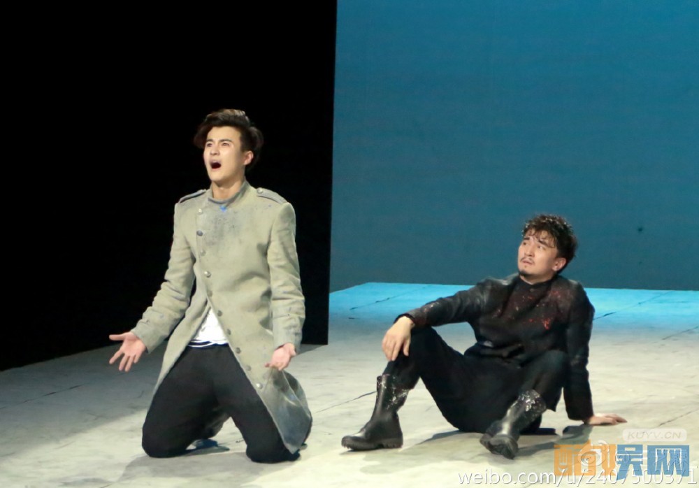 王艺霖舞台剧写真