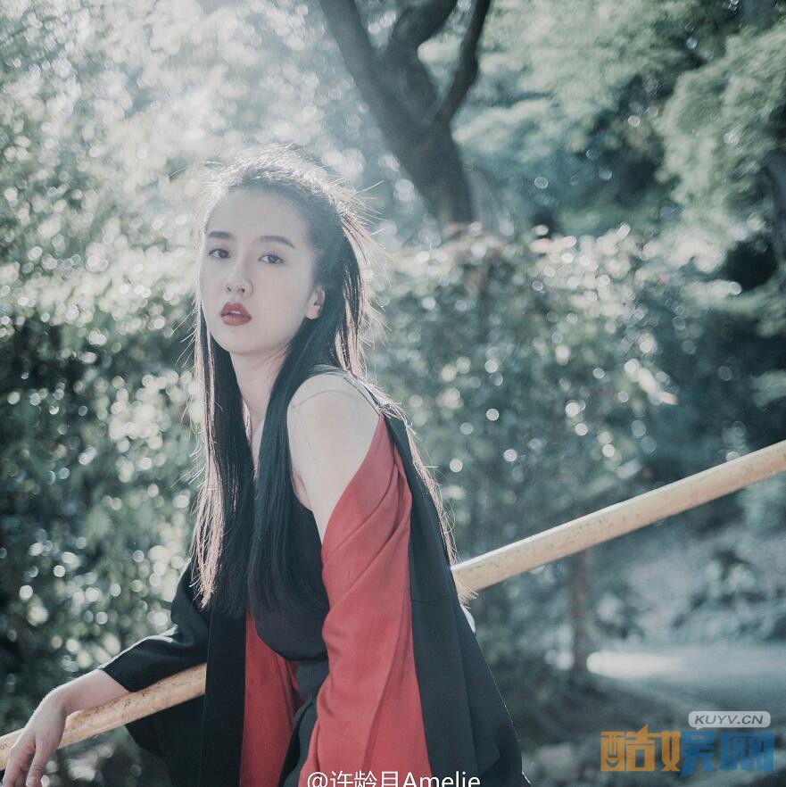 电视剧《左耳》蒋皎是谁扮演的?蒋皎扮演者许龄月个人资料、图片写真赏析