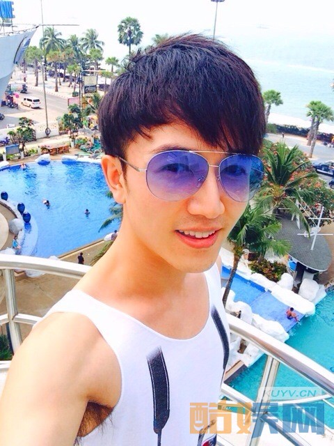 那年花开月正圆中吴家三少爷是谁演的？那年花开月正圆中吴家三少爷扮演者许诺个人资料、写真、生活照欣赏