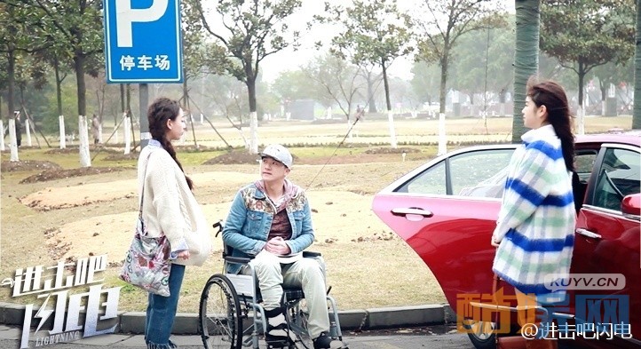 电视剧进击吧闪电中冷子峰闪电的父亲和赵伊虹的父亲有什么恩怨 冷子峰闪电的父亲为什么身体不好