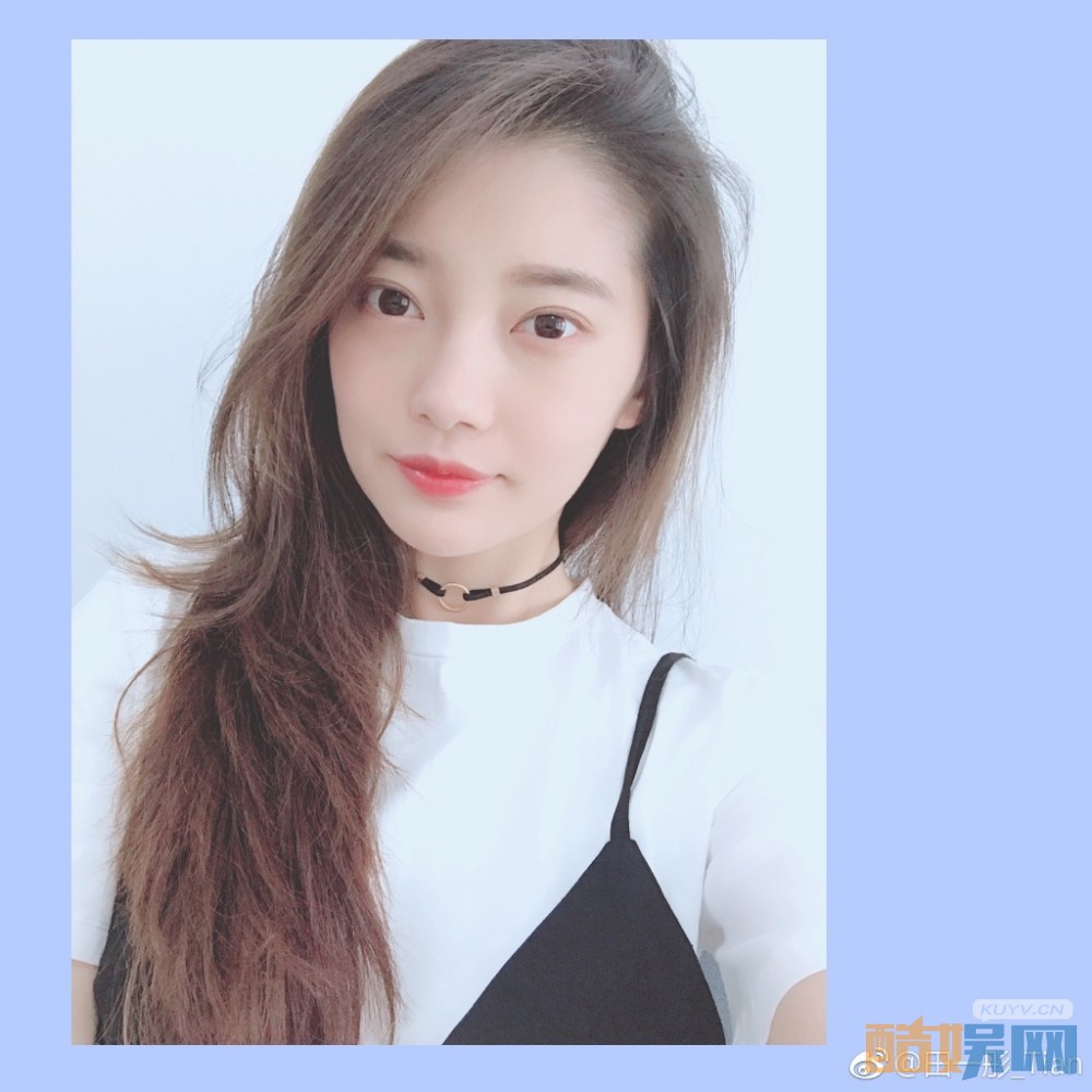 田依桐生活照写真