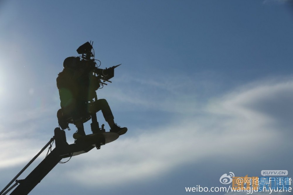 尸语者片场照