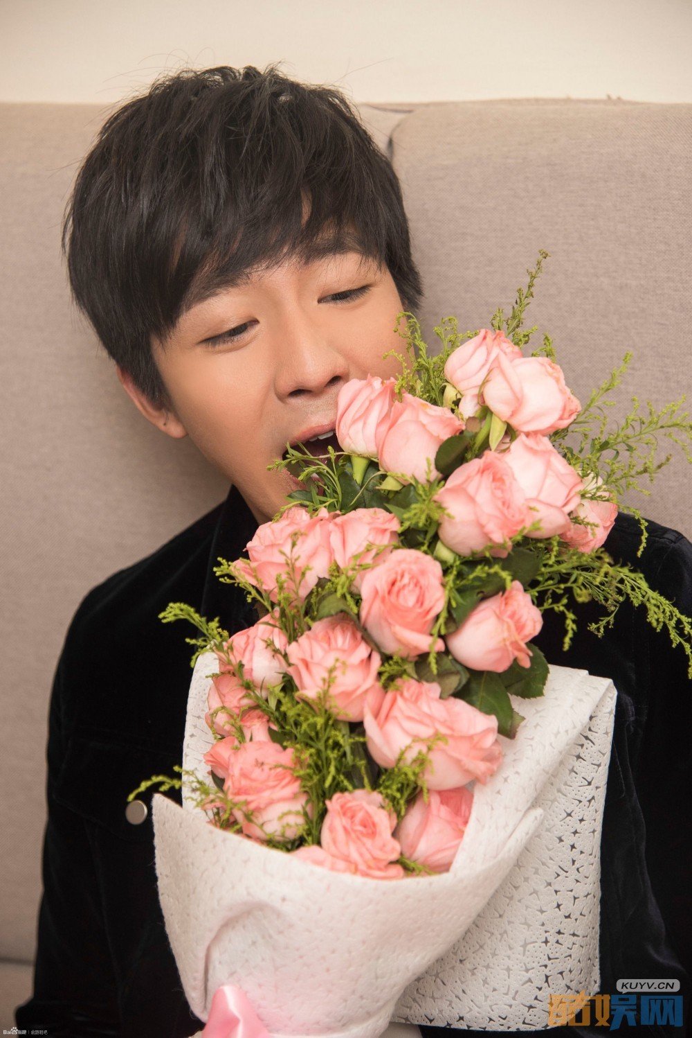  俞灏明情感经历，俞灏明的女友是谁 俞灏明烧伤事件 俞灏明烧伤前后对比