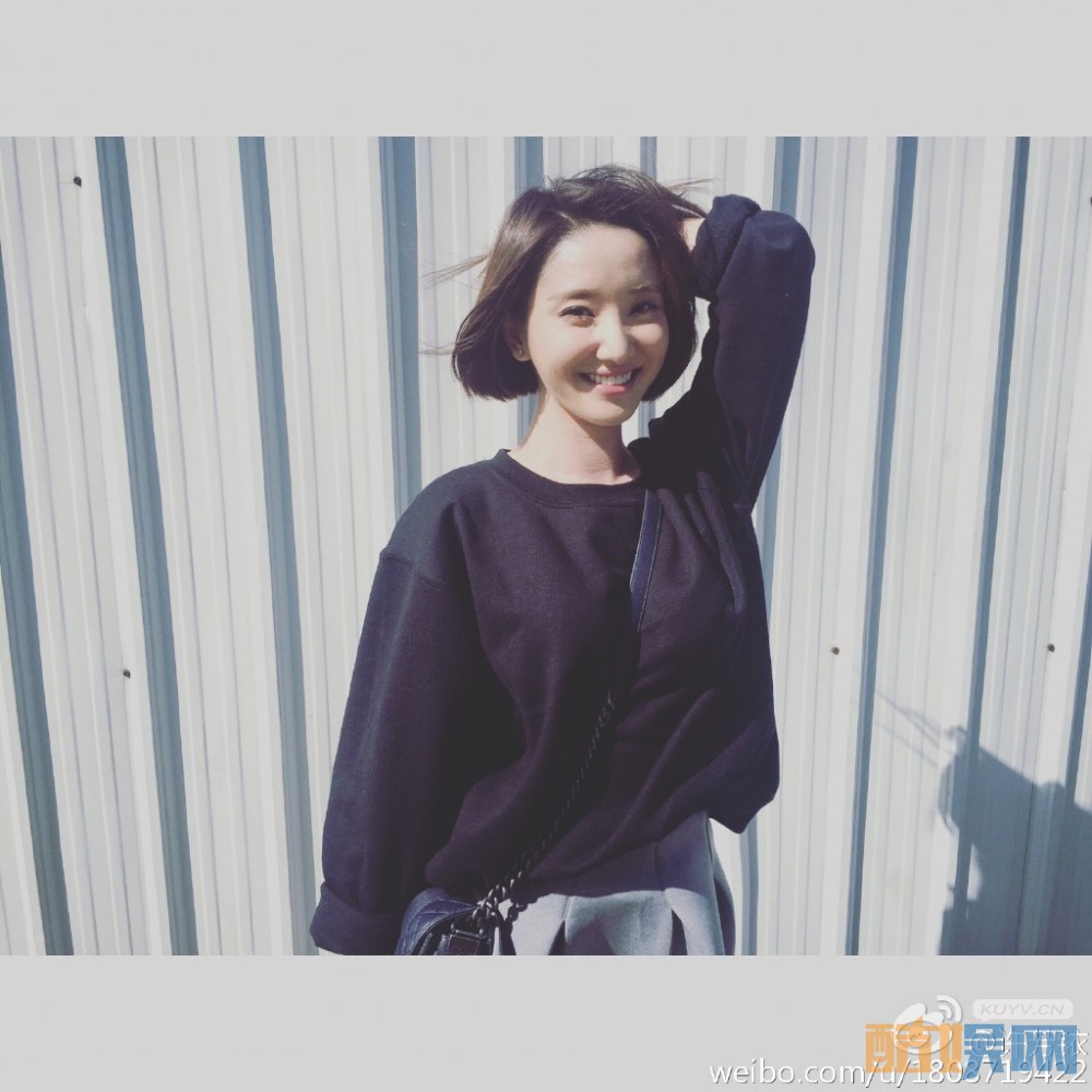 那年花开月正圆中春杏是谁演的？那年花开月正圆中春杏扮演者许芳铱个人资料、写真、生活照欣赏