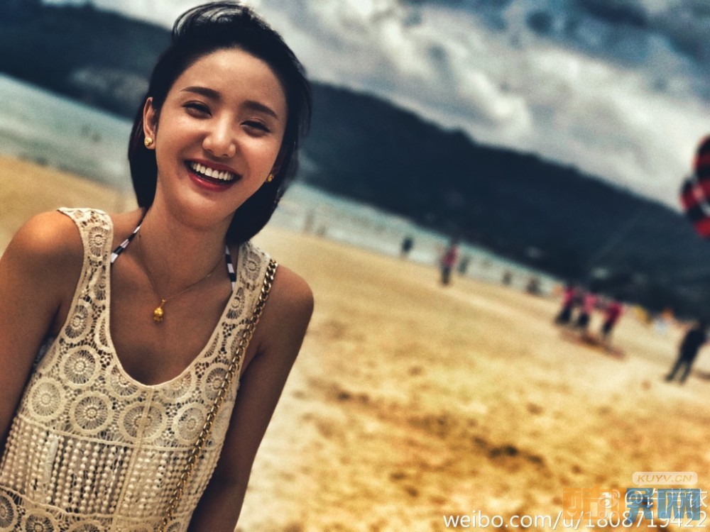 那年花开月正圆中春杏是谁演的？那年花开月正圆中春杏扮演者许芳铱个人资料、写真、生活照欣赏