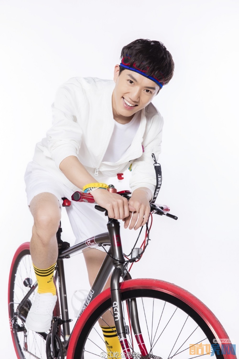 江屹尘运动写真