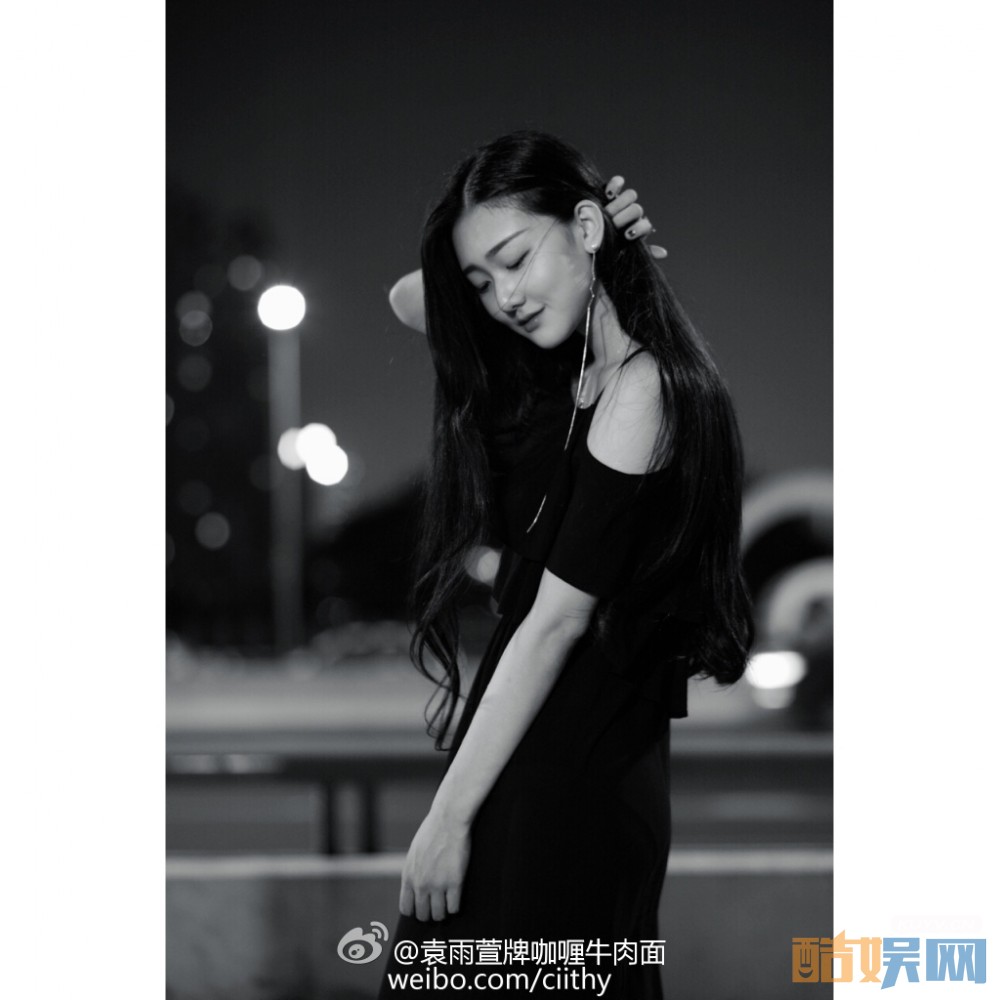 袁雨萱个性写真
