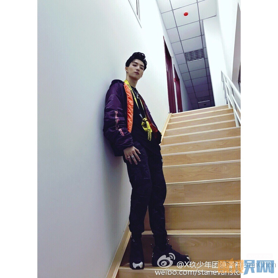 陈泽希街拍写真