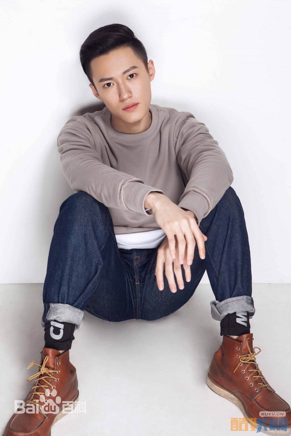 张何昊臻时尚写真