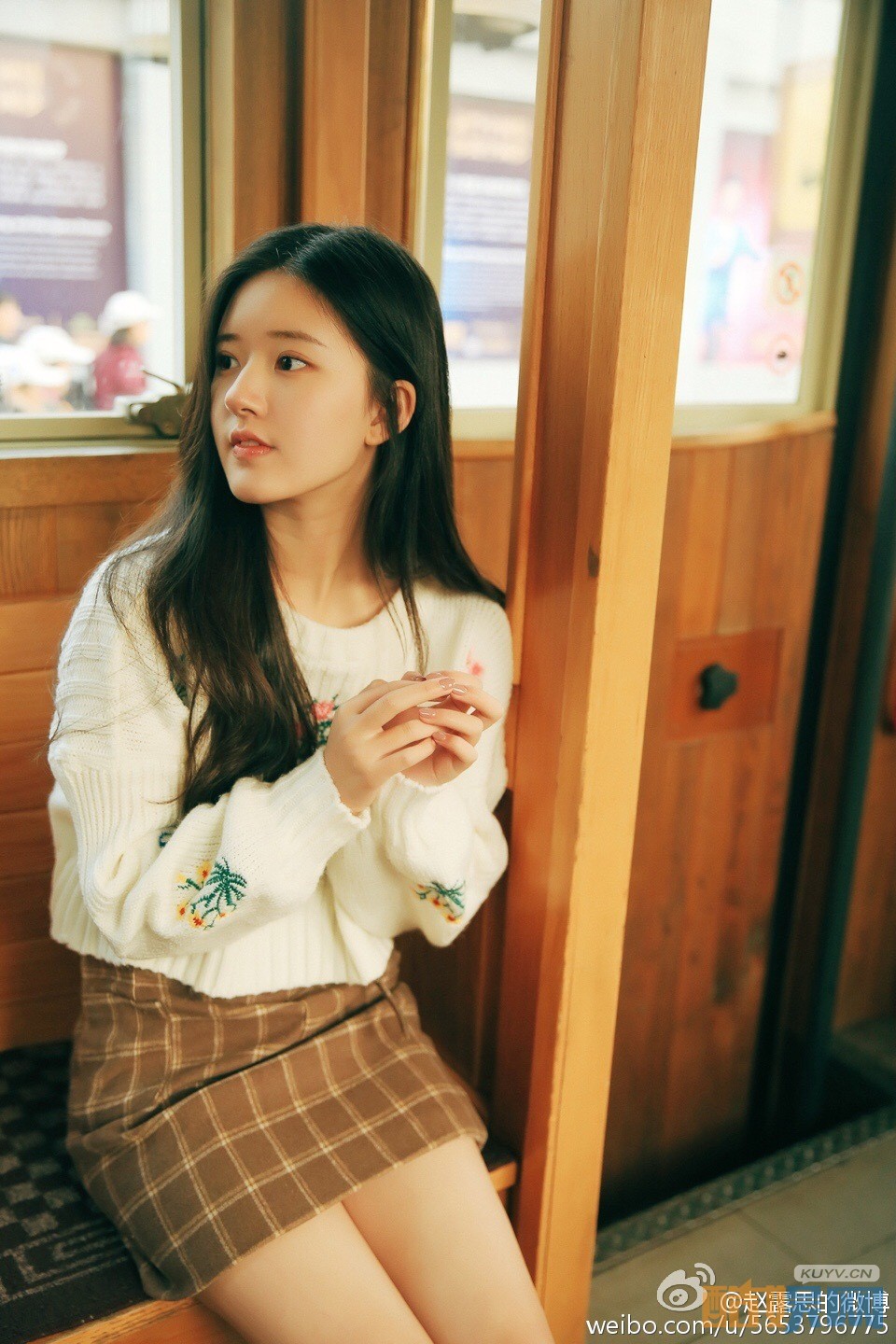 赵露思俏丽写真