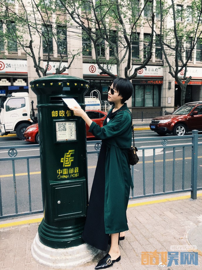 宋楠惜街拍写真