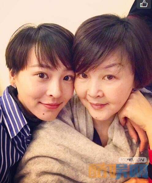 宋楠惜和家人合照写真