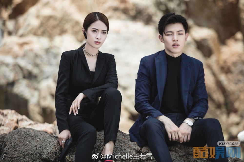 王若雪《无法拥抱的你》剧照写真