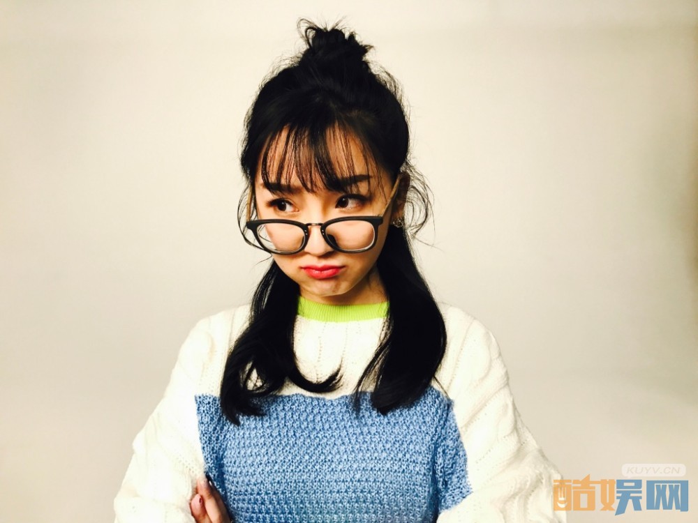 张艺馨青春写真