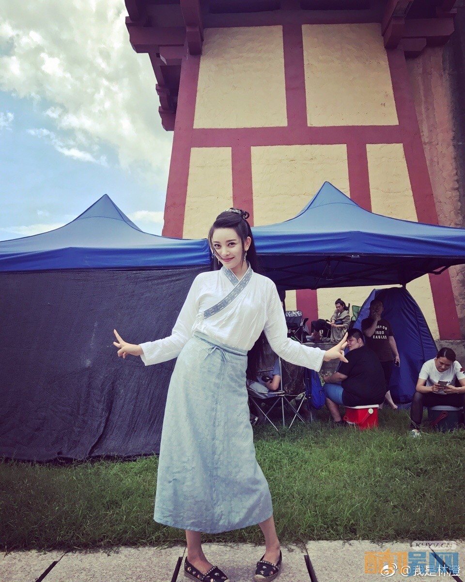 林澄片场照写真