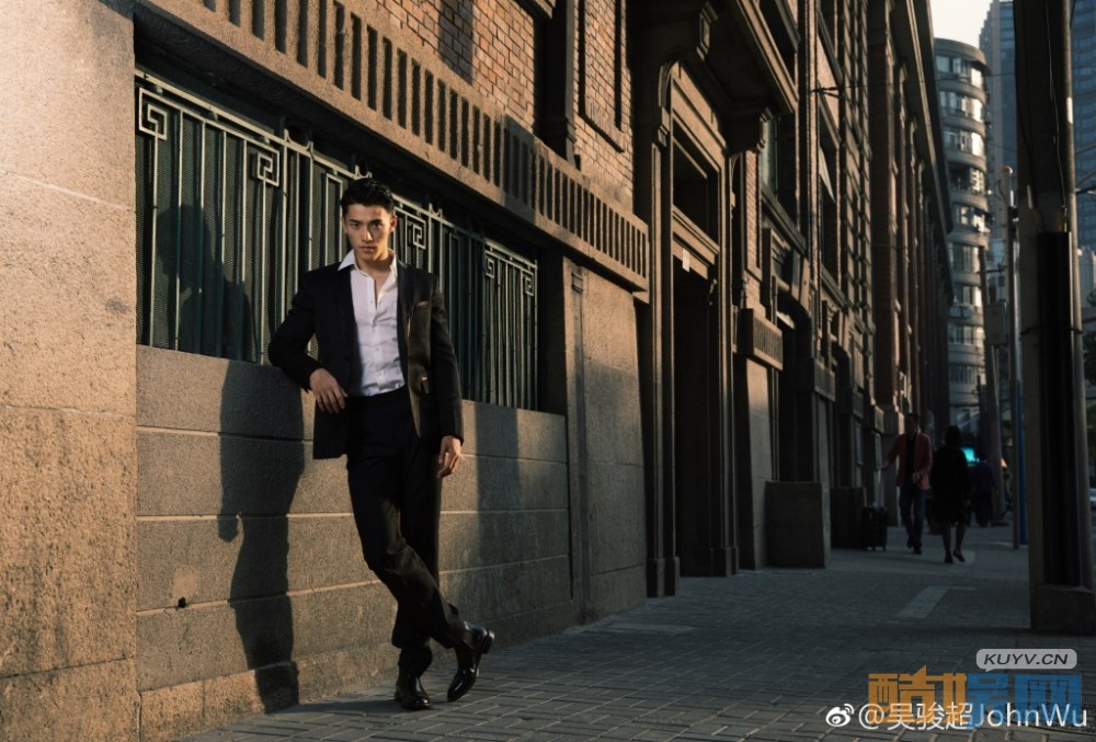 吴骏超街拍写真