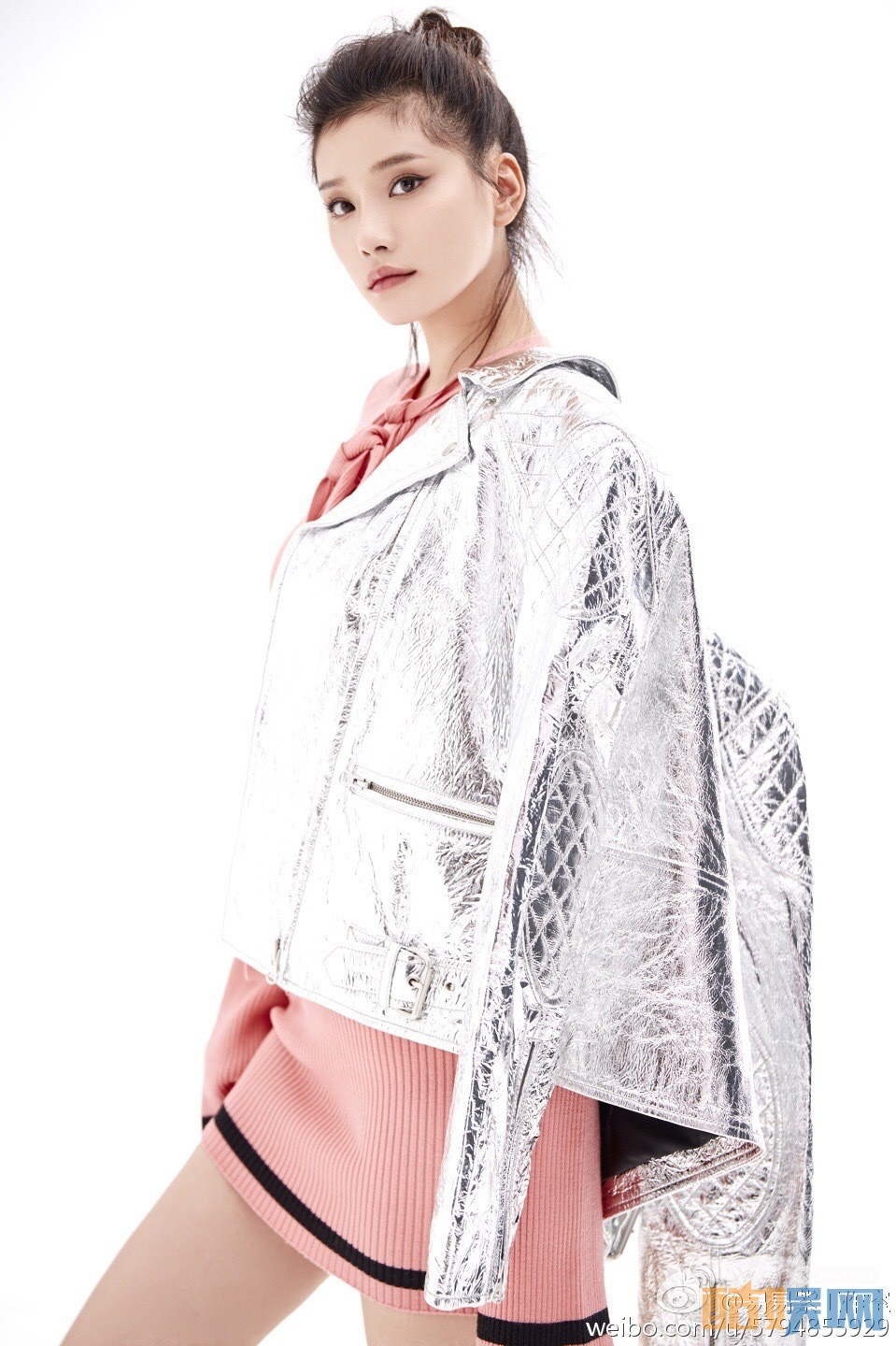 易易紫时尚写真