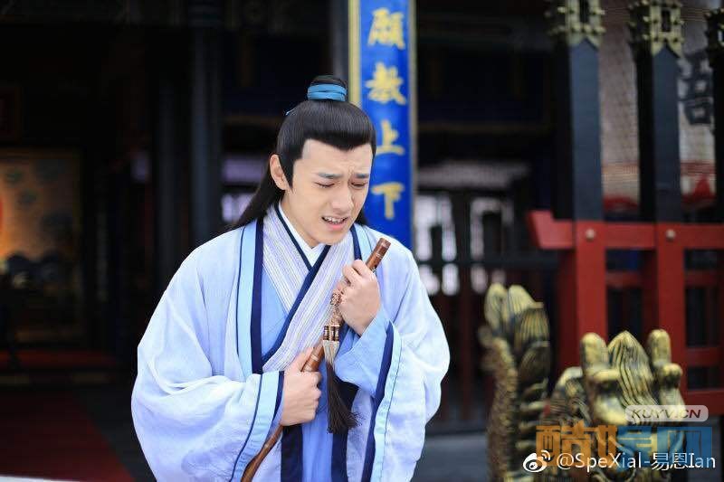 易柏辰《降龙伏虎小济公》剧照写真