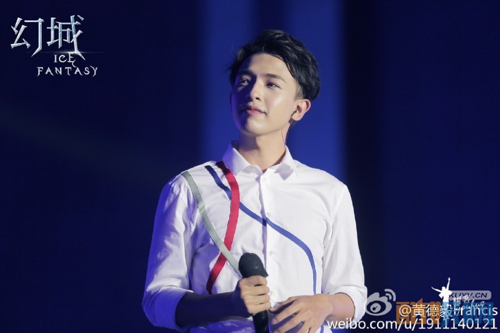 黄德毅活动照写真