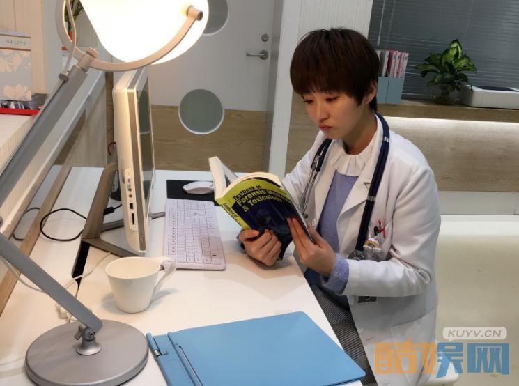 电视剧儿科医生齐星是谁扮演的?儿科医生齐星扮演者张颖个人资料、写真及生活照欣赏